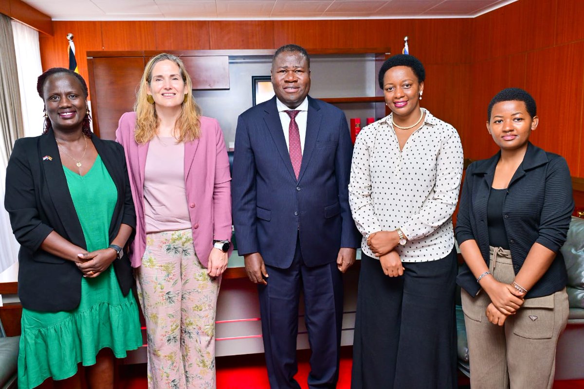 Parliament_Ug's tweet photo. Speaker @ObothOboth has today met with the outgoing Ambassador of the Kingdom of the Netherlands to Uganda, H.E. Frederieke Quispel, who has concluded her tour of duty.

During the farewell courtesy call meeting in the Speaker's office, Oboth expressed deep gratitude to Ambassador Quispel for her exceptional contributions to Uganda's development sectors during her tenure. He commended her dedicated efforts in cementing the long-standing bilateral relationship between the two countries.

The Speaker requested her to always keep Uganda close to her heart and remain a lifelong friend to the country.

Dag-dag, H.E. Frederieke Quispel.