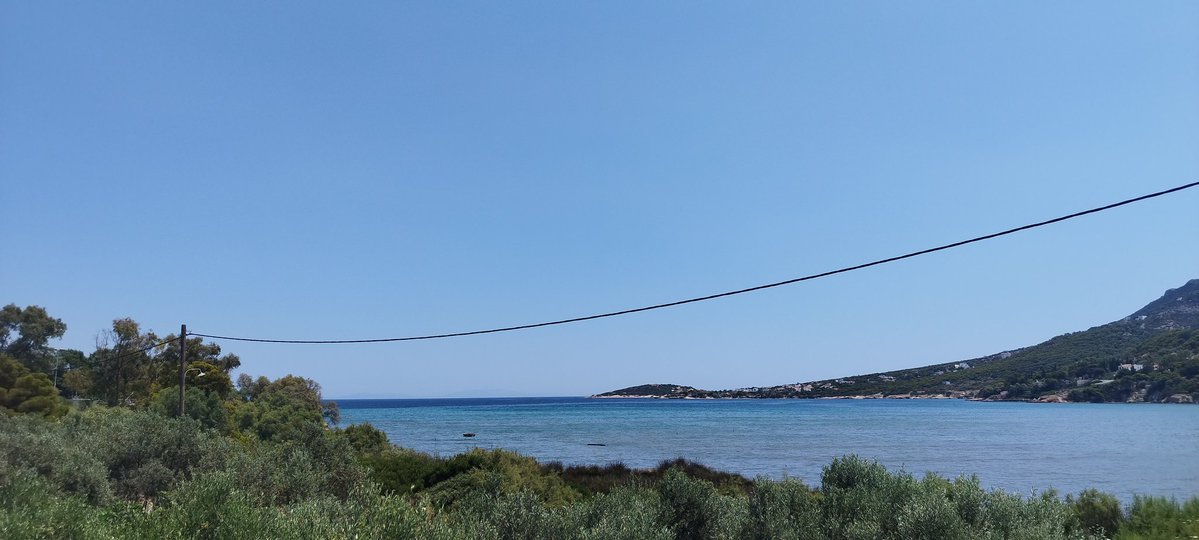 EvangelopoulosP's tweet photo. Είναι αδύνατον και αδιανόητον να φθάσεις στο Αεροδρόμιο Αθηνών, Ελευθέριος Βενιζέλος, και να μην κατέβεις κατ' ευθείαν για κολύμπι και ψάρι στην αγαπημένη μου Βραυρώνα!

Θέρος γαρ Ελληνικόν και Νόστιμον Ήμαρ!!! https://t.co/bSyRwHuJQM
