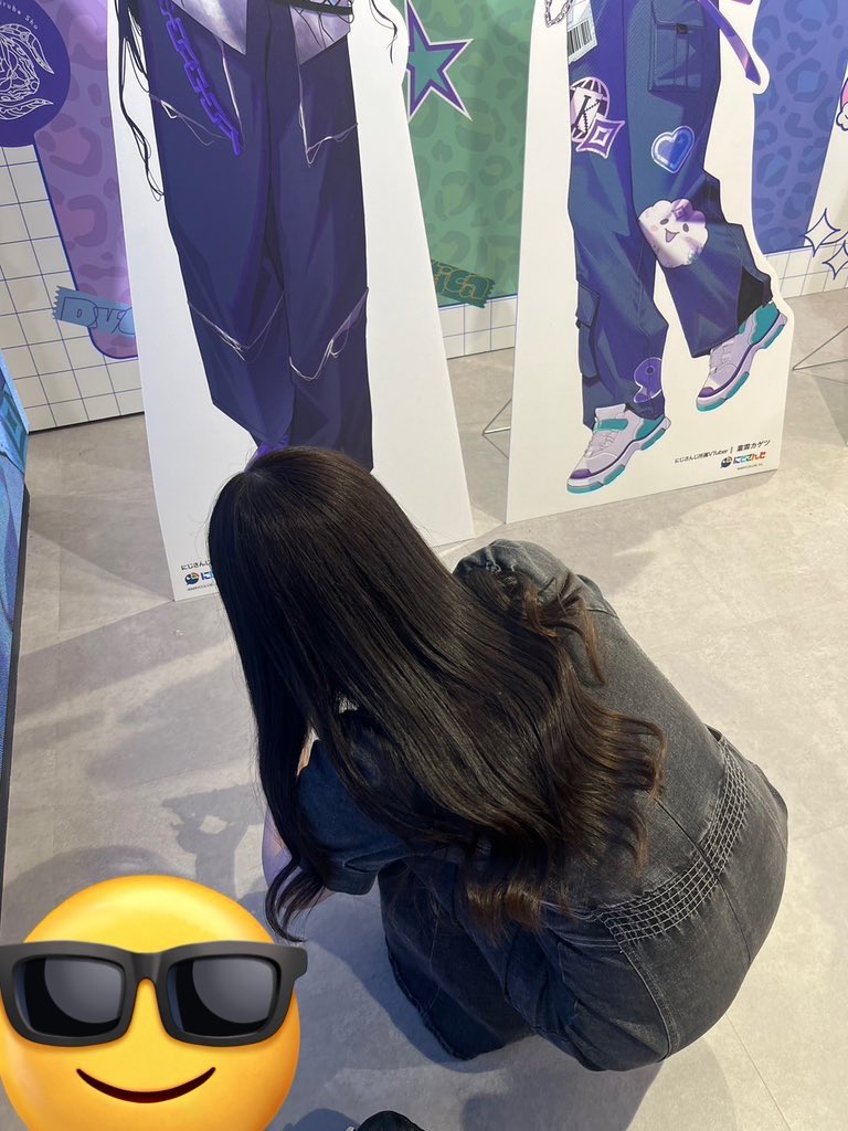 _OQlO_'s tweet photo. おすすめに縮毛矯正とか髪質改善すると人生変わるよ！っていうツイートが出てくるたびに首もげるくらい頷いてる🥲
髪って本当に人生変わるので。。
(私は酸性ストレート)

←1枚目before
　2･3枚目after→ https://t.co/ykiWnHIgZE