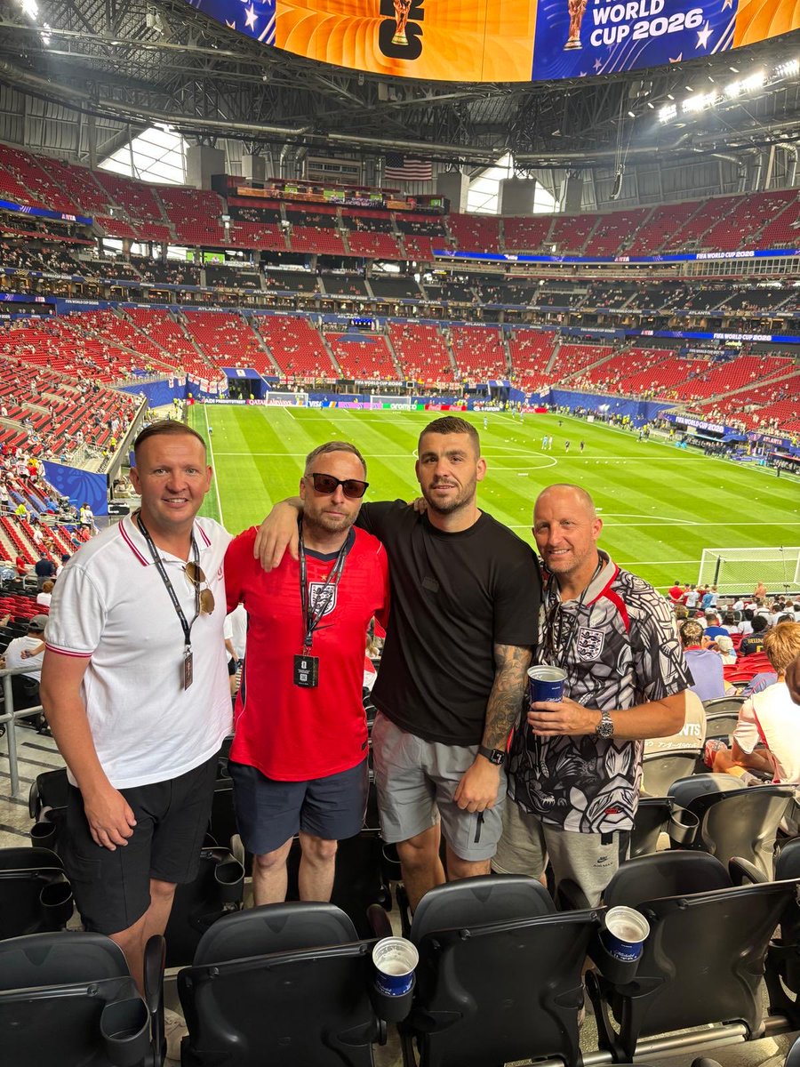meaks1990's tweet photo. 12 years of following England home and away and this sits up there with the best. 

Dublin 
New York 
Hoboken 
Nashville 
Atlanta 

Now we move on to Miami. 

In to em 

🏴󠁧󠁢󠁥󠁮󠁧󠁿⚽️🦁

#FollowEnglandAway https://t.co/hsnY2PXyy0