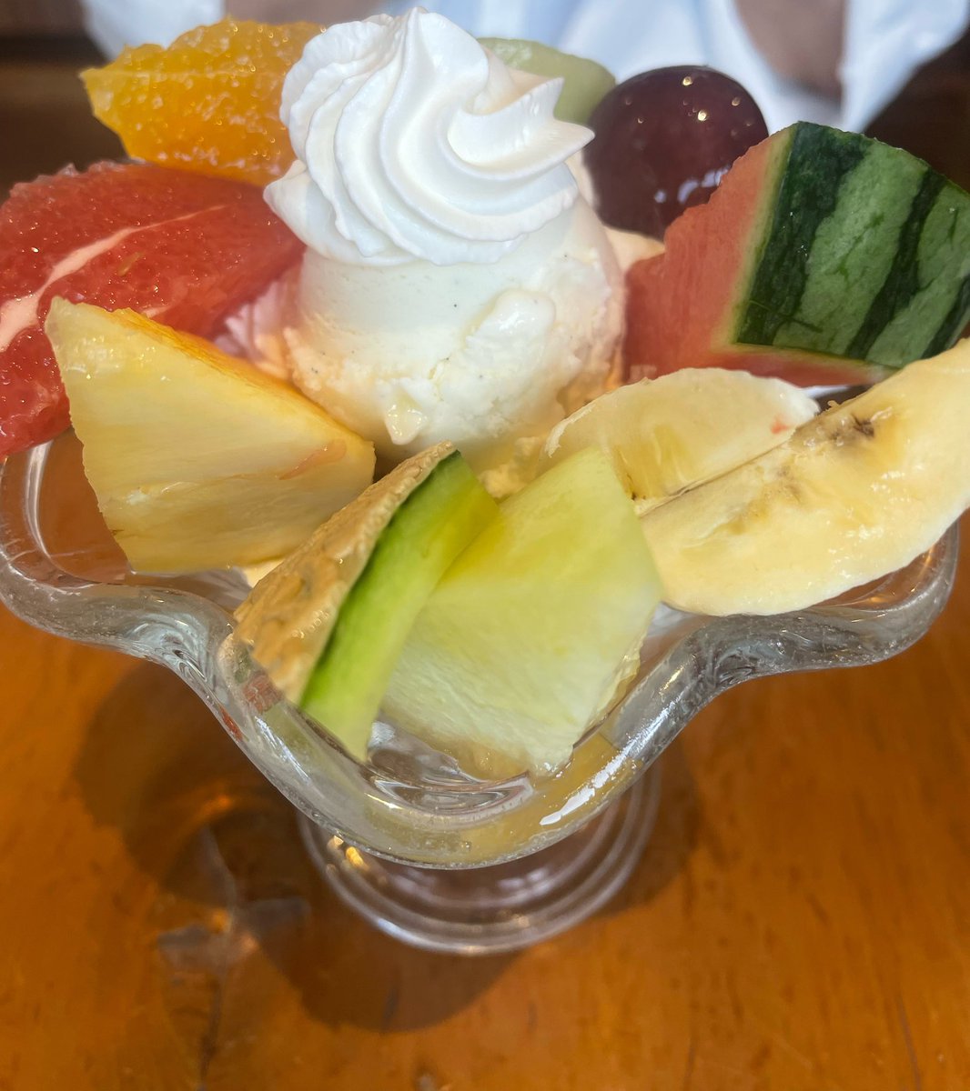 haneul618's tweet photo. #プリンアラモード#푸딩알라모드
#フルーツパフェ#과일파르 https://t.co/j473zLlmeP