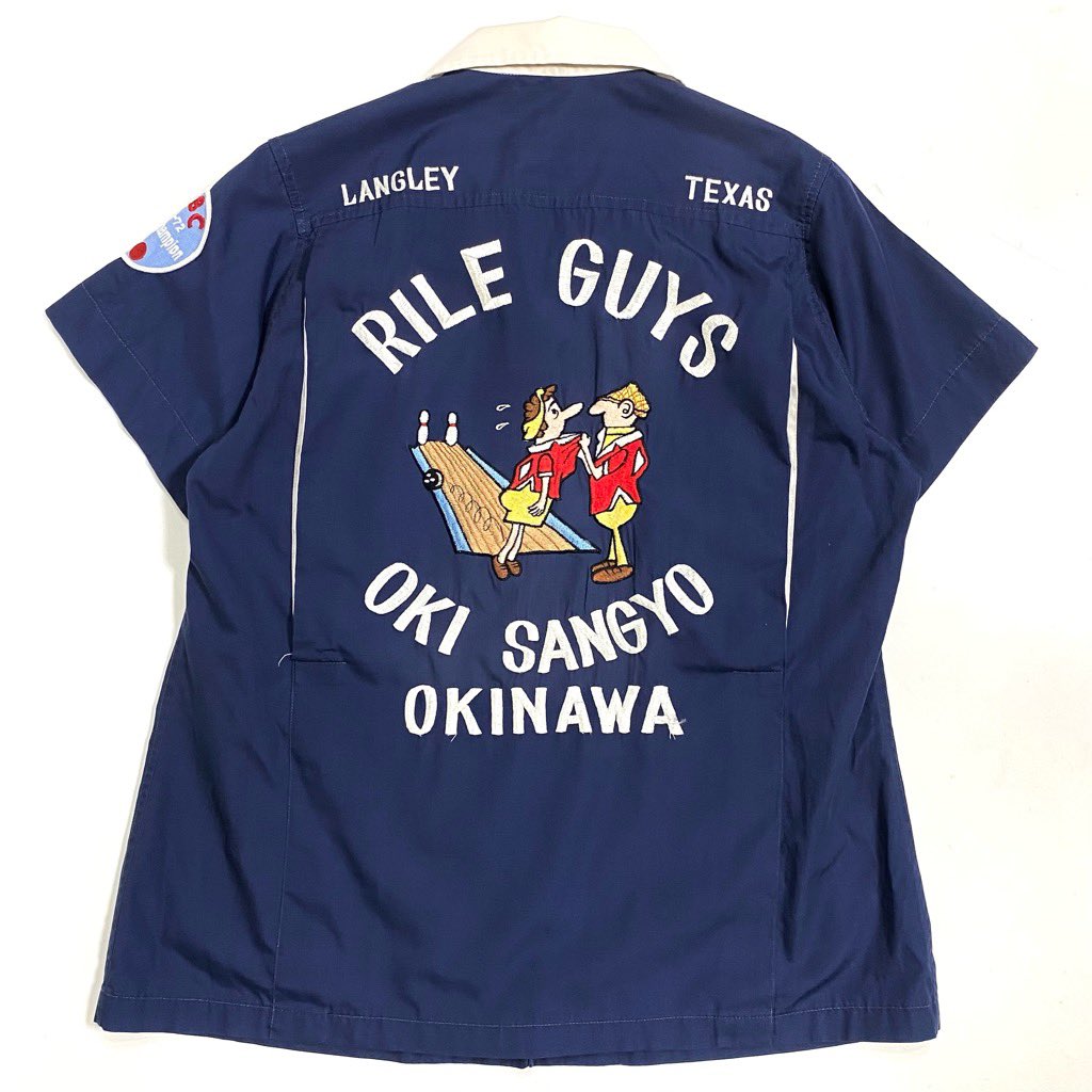 70s MILITARY SOUVENIR BOWLING SHIRTです。 サイズ 無 肩幅 38cm 身幅