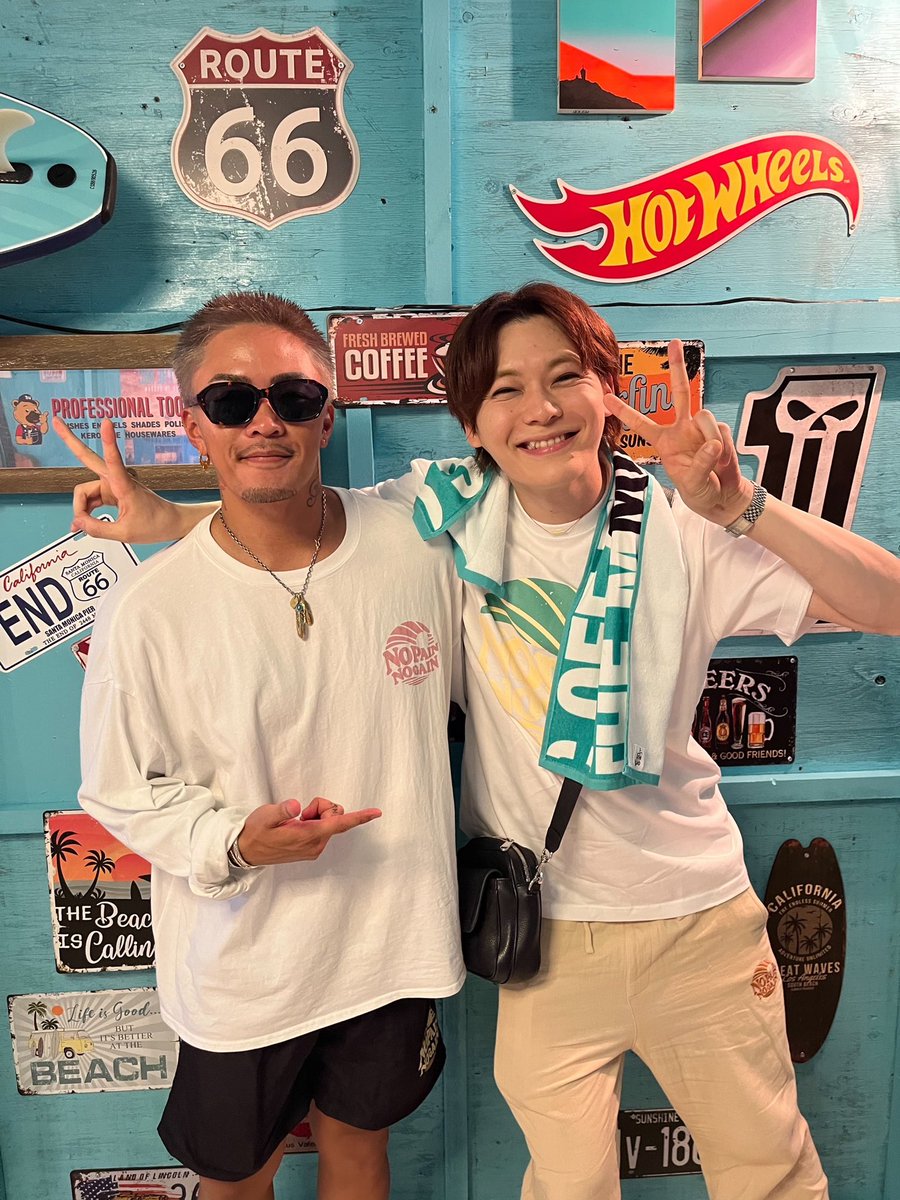 YosukeYou's tweet photo. 龍友くんの海の家に行ってきました🌊
今年の夏、江ノ島で楽しいことします😎！！

龍友くん、ありがとうございました✊

#KAZ
#YOSUKE https://t.co/WYMiMenjtf