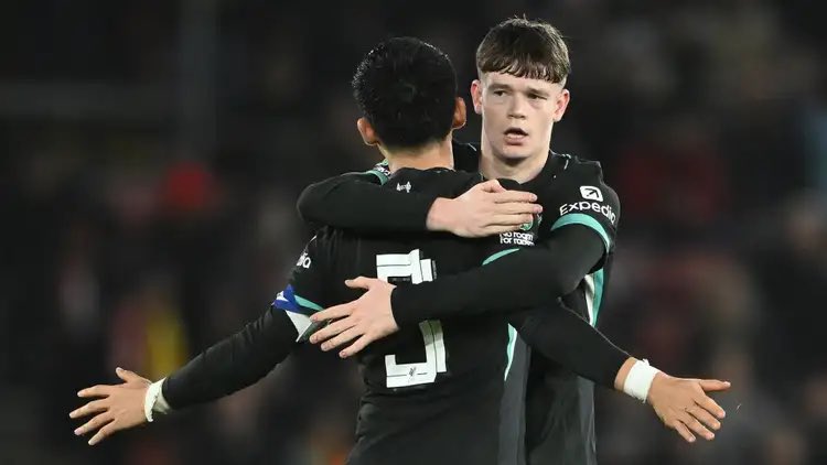 Tori_LFC's tweet photo. 遠藤航が好きすぎるマコーネル https://t.co/BInmRClG3Q