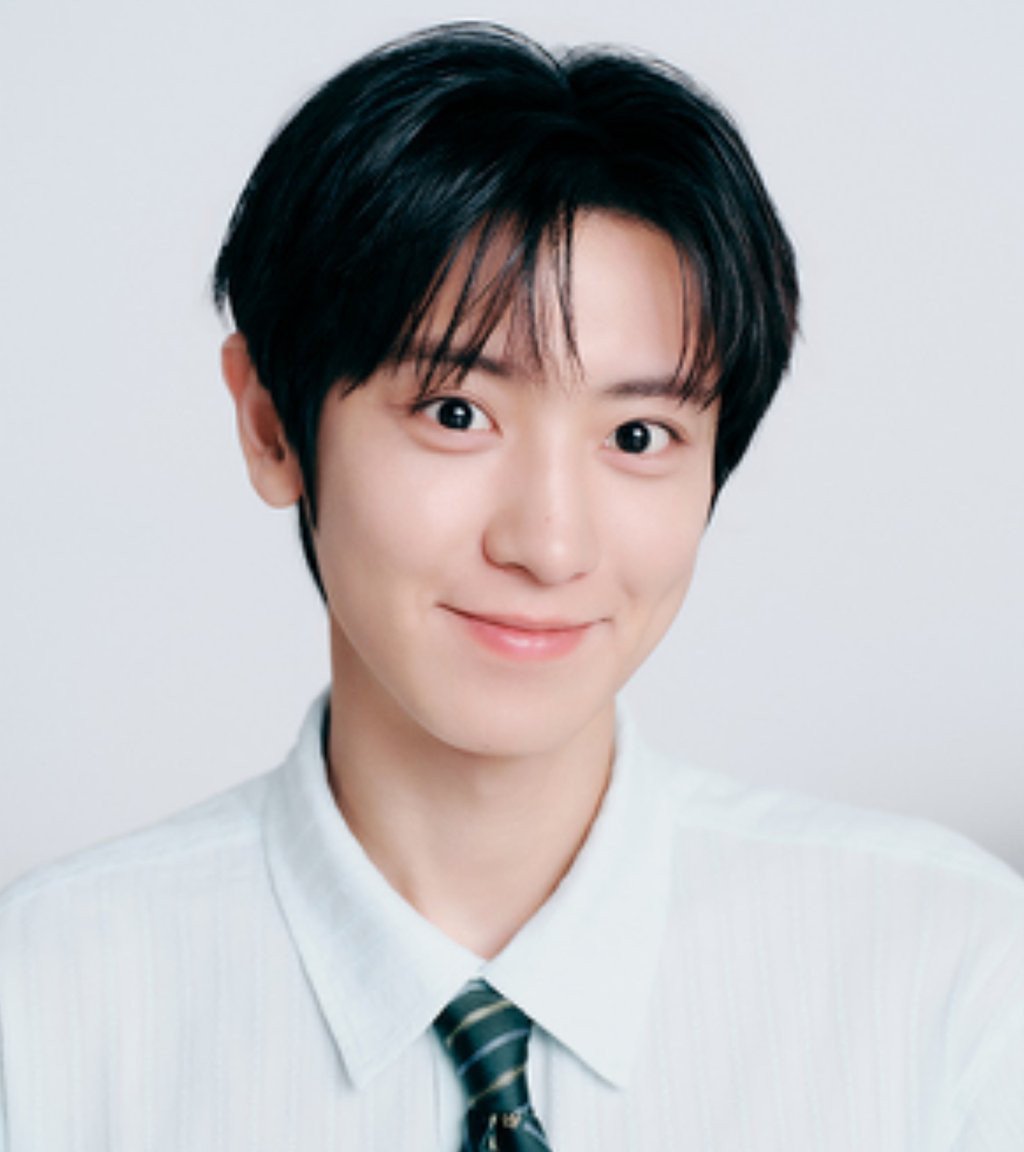 rocketsturship's tweet photo. mas chanyeol                 kyungsoo
fresh graduate               fresh graduate
23 tahun                           22 tahun
foto 6 tahun lalu            foto 3 tahun 
                                              lalu

#CallitAday https://t.co/tySOOR4icG