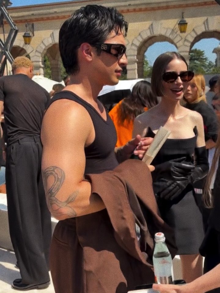 incantavax's tweet photo. 33 dias para voltar as gravações de heated rivalry enquanto isso hudson e connor tão explodindo de gostosos https://t.co/sExwhqFU2E