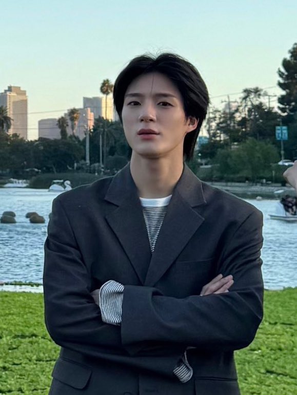 j____rrr's tweet photo. 재노 장발하면 이혼남 되는거아시는분 https://t.co/bXYYryPZve