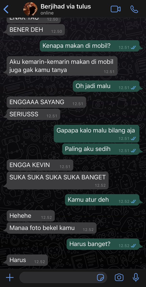 idvinee's tweet photo. Temenin kevin belajar yuk? Ayo ayo ayo!, part of dijodohin via nenek syongsok au https://t.co/w82cPFwHfL
