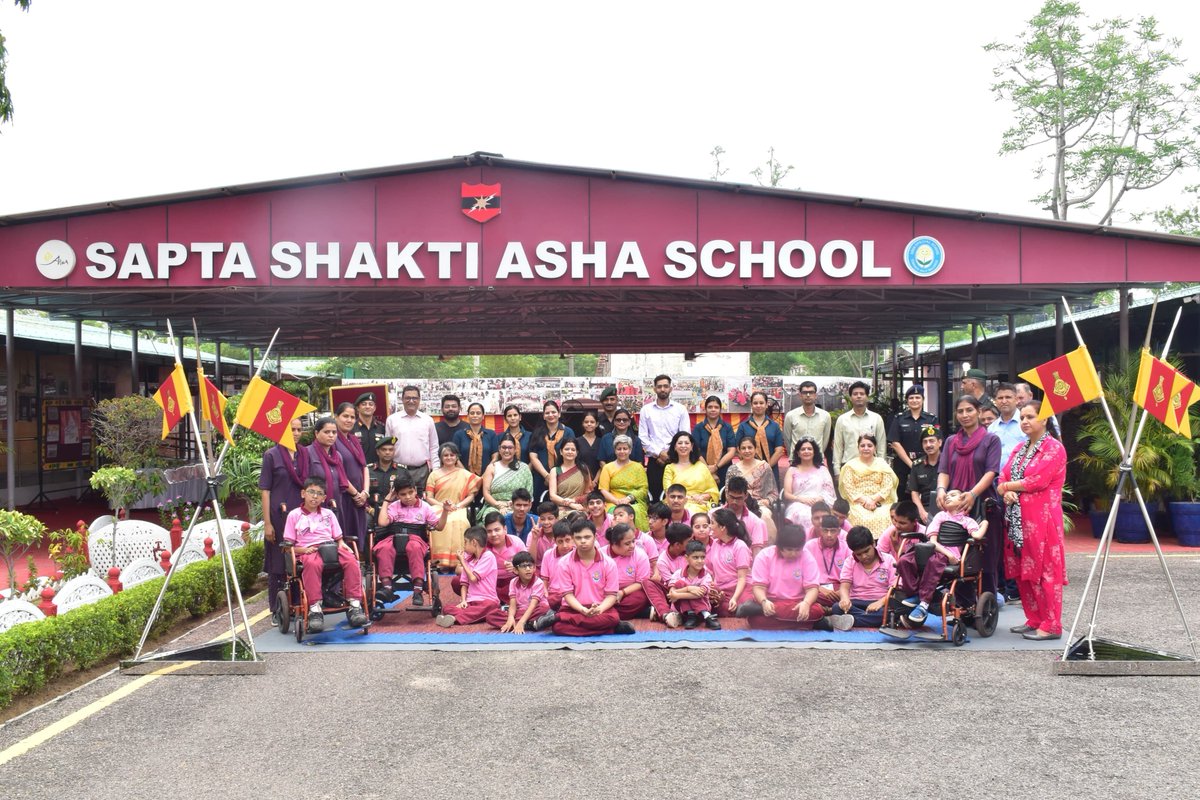 SWComd_IA's tweet photo. 💙 Nurturing Potential, Inspiring Hope

Mrs Ashima Malhotra, Regional President, AWWA, #SaptaShaktiCommand, visited ASHA School and interacted with the students. She appreciated the unwavering commitment of the institution towards inclusive education, personalised training and compassionate care.

She commended the dedicated efforts of the faculty in empowering every child to realise  unique potential with confidence and dignity. The visit reaffirmed AWWA's commitment to fostering an inclusive and supportive environment where every child is encouraged to learn, grow and thrive.

#IndianArmy
#SaptaShaktiCommand
#AWWA
#ASHASchool
#InclusiveEducation
#EmpoweringLives
#WeCare
#TanotBrigade

@adgpi
@HQ_IDS_India
@SpokespersonMoD
@PRODefRjsthn