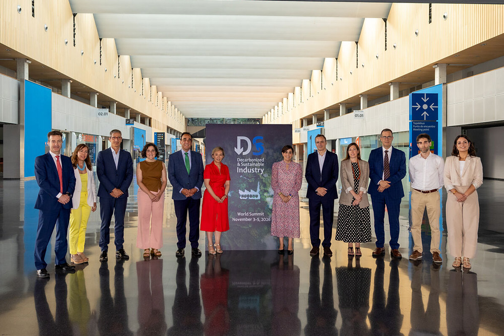 Estrategianet's tweet photo. #DS_Industry: nuevo evento para una #industria más #competitiva, #sostenible y #descarbonizada
La primera edición se celebrará en @BEC_Bilbao del 3 al 5 de noviembre de 2026
https://t.co/tIAsMXD4I7 https://t.co/8TkCFbLcuT