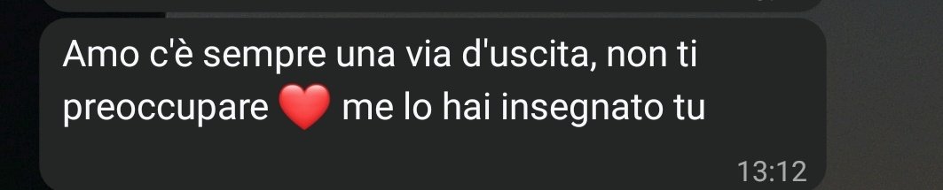 nelfioredei's tweet photo. In questo momento mi vorrei far detonatore ma ho la fortuna di avere vicino le persone migliori del mondo (nel dubbio comprerò comunque una bottiglia di vino stasera perché va bene tutto ma sempre meglio davanti a un calice di bianco sono questa ❤️) https://t.co/HHWiZS6xER