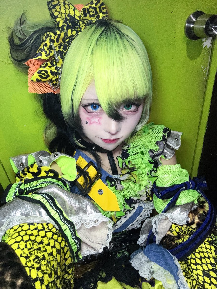ritsu_nme's tweet photo. (  ⬮    ̫  ⬮)ｼﾞｰ https://t.co/nixL8zYzAP