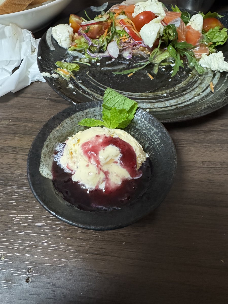 kitsunenosiro's tweet photo. ※飯テロ注意
旦那がフレンチフルコール作ってくれた😊
めちゃめちゃおいしかった😋 https://t.co/s4IS2OzmA9