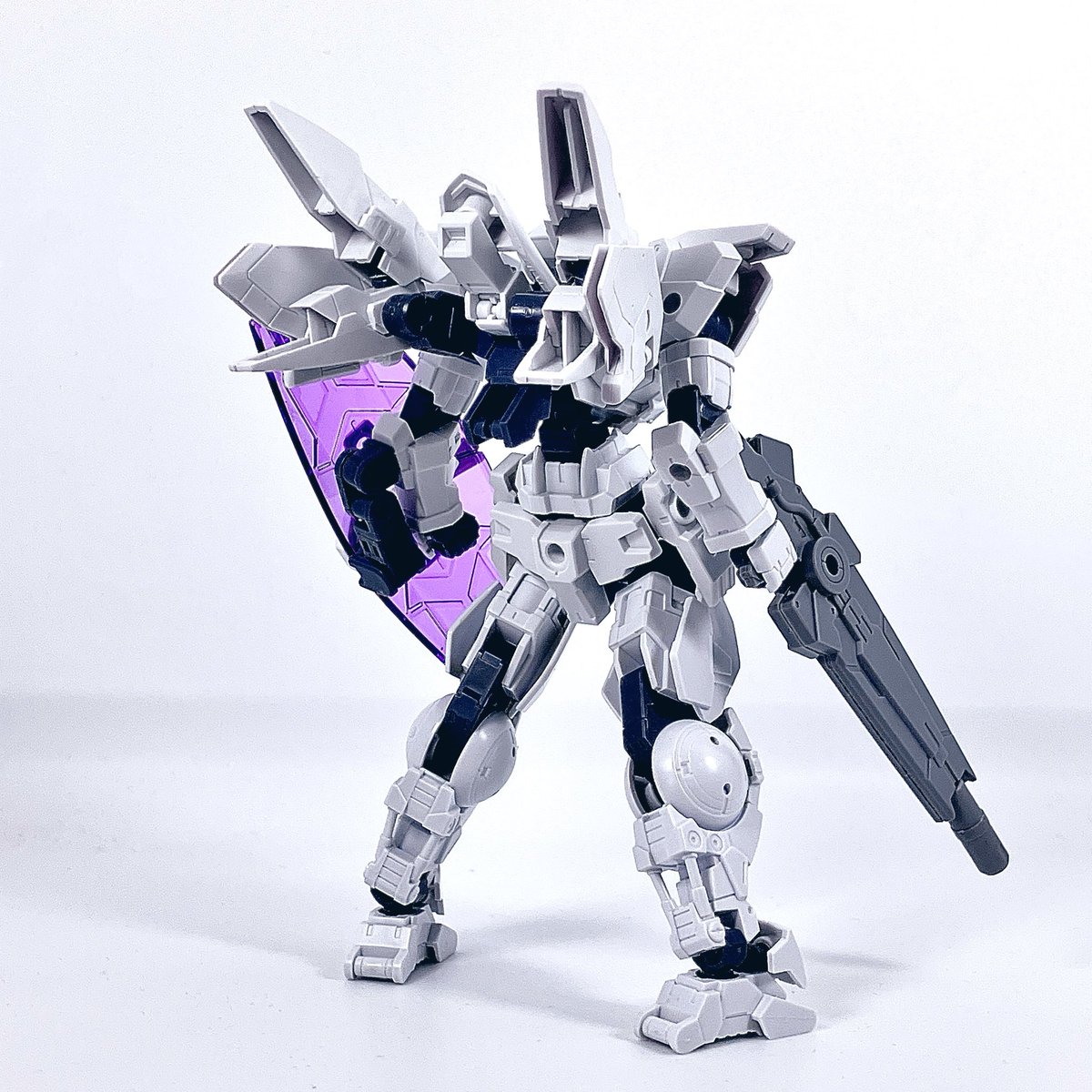 ヅンダ³ tweet media