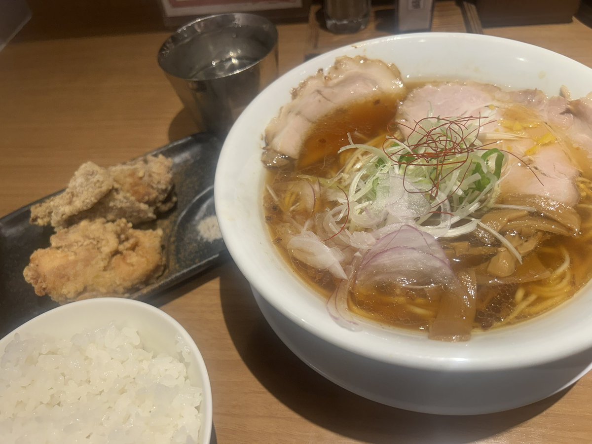 tokisuke0204's tweet photo. 晩ごはん https://t.co/4h4M3D9MSS