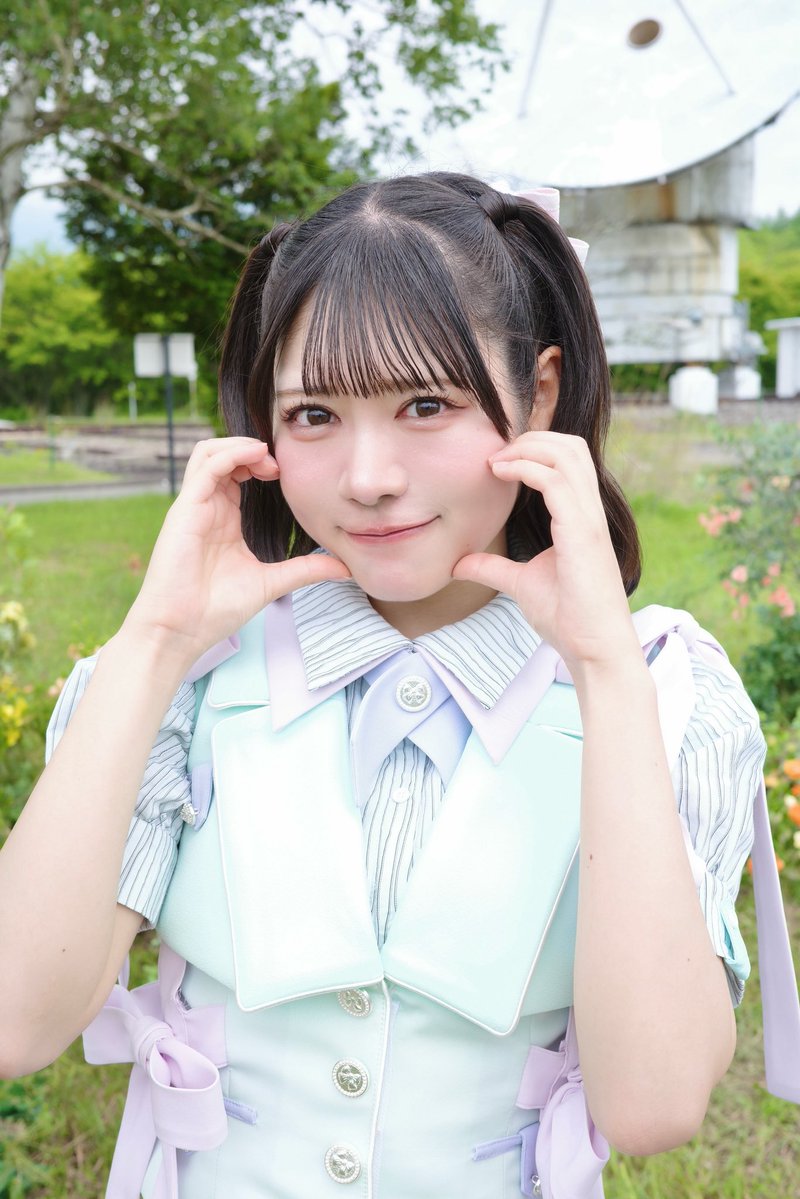 onishi_aoi's tweet photo. ｢サマーツインテール｣の初披露は、
7/11(土)📍Kアリーナ横浜 にて！☀️
チケットまだまだ受付中です❕🎫
▶️https://t.co/il5IYKOmvR

ぜーったい来てほしいよー！私たちとあつあつの夏、始めよー❣️🏖☀️
 #サマーツインテール 
 #ニアジョイ https://t.co/GUecKq3z3F