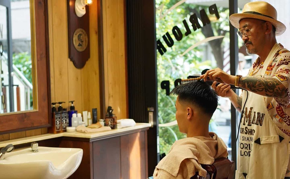 WeThreeKingsAU's tweet photo. Frm Fashion Beans... 10 Best Pomade For Thin Hair In 2026 https://t.co/OuUJY2NScg https://t.co/zI4EXvtdol
