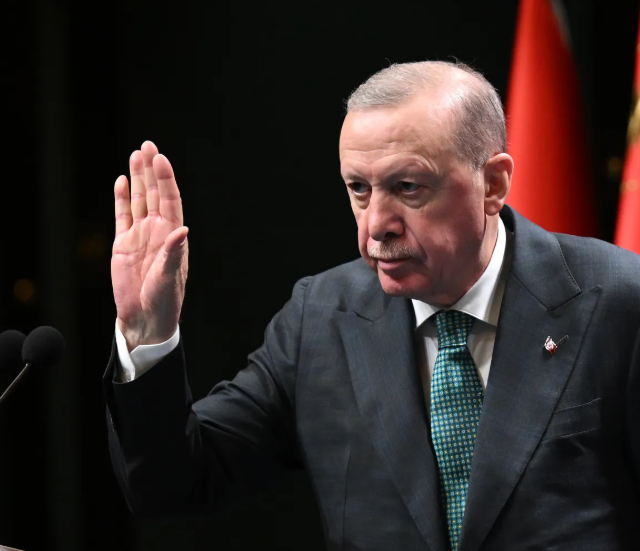 MOSSADil's tweet photo. RAISE YOUR HAND IF YOU WERE TREATED BY A JEWISH/ISRAELI DOCTOR 🖐️

According to former Ichilov Hospital spokesman Avi Shoshan, an Israeli doctor was once sent to Turkey to provide life-saving treatment to Turkish President Recep Tayyip Erdogan.

Shoshan said the senior physician from Tel Aviv’s Ichilov Hospital treated Erdogan after he developed cancer.

His words:
“An Ichilov doctor saved Erdogan. A doctor from Israel. Israel saved him.”

He added that the doctor went as a representative of Israel, at the request of the Mossad and with approval from Prime Minister Benjamin Netanyahu.

NOTE: This may help explain why Erdogan is so aggressively targeting Israel. His honor was challenged. For a man like Erdogan, being treated — and allegedly saved — by a Jew, by an Israeli doctor, is not something he would see as gratitude. It could be seen as humiliation.
Israel has seen this before.
We have treated people who later returned to trying to kill us. We have treated young women who became suicide bombers.