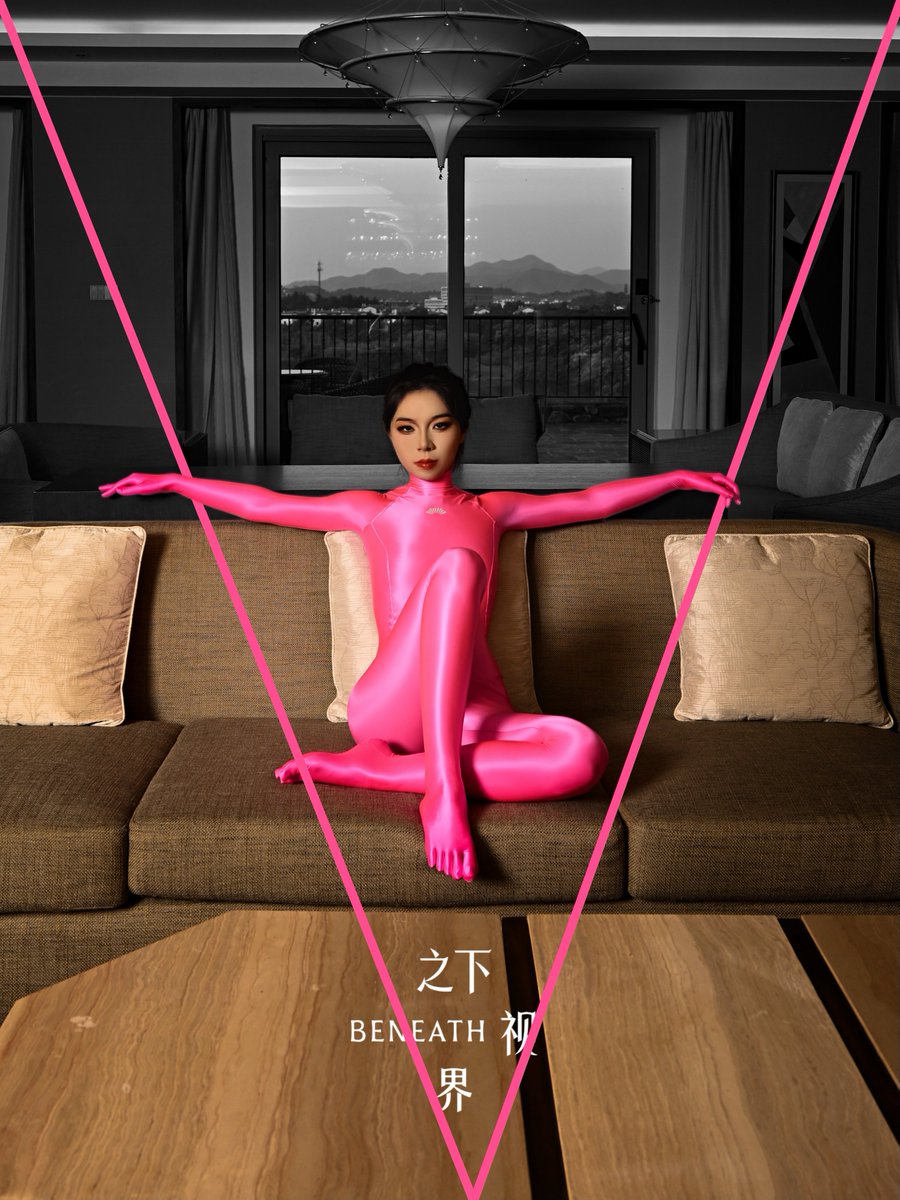 btskin213651's tweet photo. Beneath the skin，be the skin.

#spandex #bodysuit #catsuit https://t.co/Qhs7lmyEQW