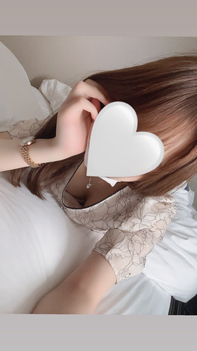 blackhole_ran's tweet photo. 退勤しました💕

緊張してたけど頑張りました🥹
初めまして様、優しくしてくださり本当にありがとうございます🤍
またお会いできるの楽しみにしております👼🏻

らん🌻 https://t.co/0JugssEf77