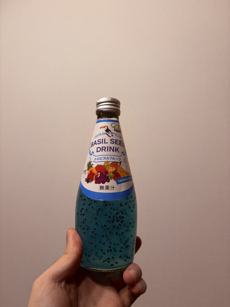 zazabazababa's tweet photo. かなり挑戦的な飲み物 https://t.co/CmCOuXL0OJ