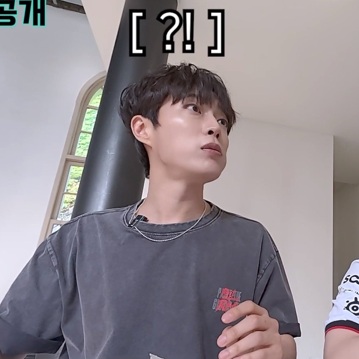 89074I5's tweet photo. <얘가얼추맞히니까
                                                       이만큼이나충격받음> https://t.co/t3sQpSjKUq