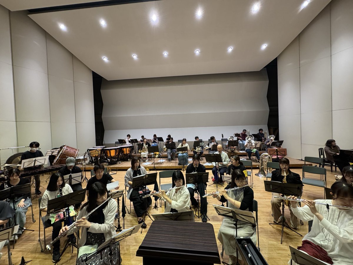 torikyooo's tweet photo. 【7月4日ホール練習】
コンクールに向けたホール練習を行いました！
久しぶりのホール、広い会場で吹くと気持ち良いですね！

【団員募集中】
#オーボエ 
#ファゴット 

#取手交響吹奏楽団 
#取手 #吹奏楽 https://t.co/ItLR7xuCYt