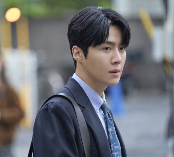 yoon_hyemia's tweet photo. Kim Seonho is nominated for  𝑻𝒉𝒆 𝑮𝒐𝒍𝒅𝒆𝒏 𝑲𝒐𝒓𝒆𝒂𝒏 𝑨𝒄𝒕𝒐𝒓 𝑨𝒘𝒂𝒓𝒅, presented by the Pop Golden Awards, an international entertainment awards ceremony which celebrates the most acclaimed Korean actor or actress.

📌https://t.co/SUm2xQyEF8 https://t.co/1DAxRQcojX