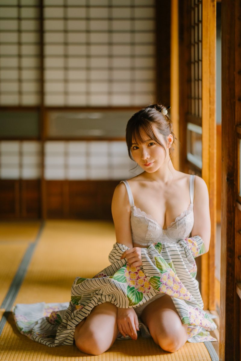 piyomaru_cmore's tweet photo. 【お知らせ】

7月24日(金)は
ベガスベガス大東店さんへ
19:00〜22:00まで
実践来店でお邪魔します🎰✨

関西に行くのは最後かも…？！

もちろん、並び打ちも大歓迎です💪
一緒に楽しみましょうっ

📸写真対応は
🕣20:30～
🕙22:00～

たくさんの方々にお会いできますように🎋

#PR https://t.co/v1MhOCZvCQ