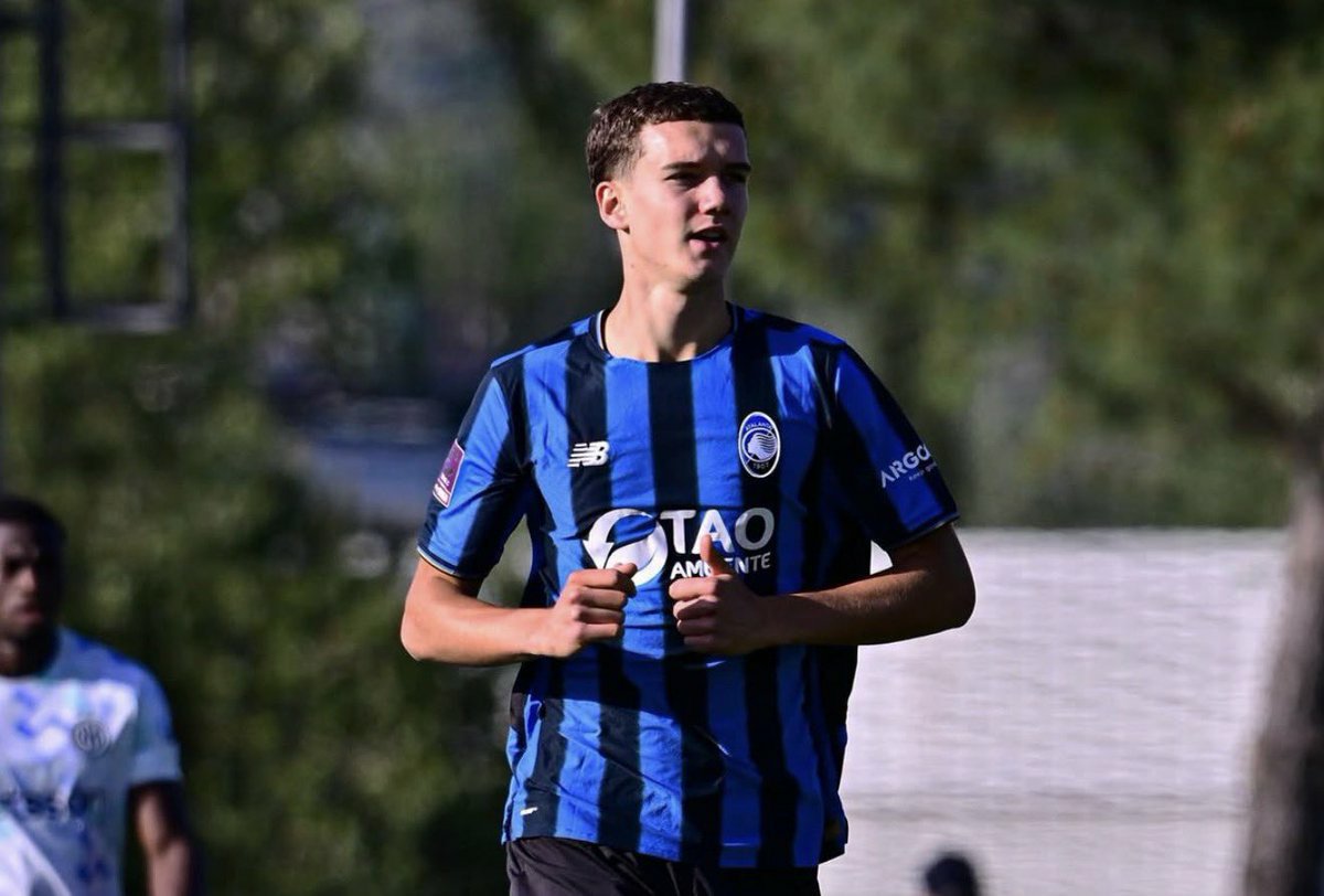SalvaReimond's tweet photo. 🚨⚫️🔵 Atalanta have agreed new five year deal with Sergej Levak, talented midfielder expected to join first team under Sarri.

Agreement until June 2031.
@FabrizioRomano https://t.co/mJBUJAygfu