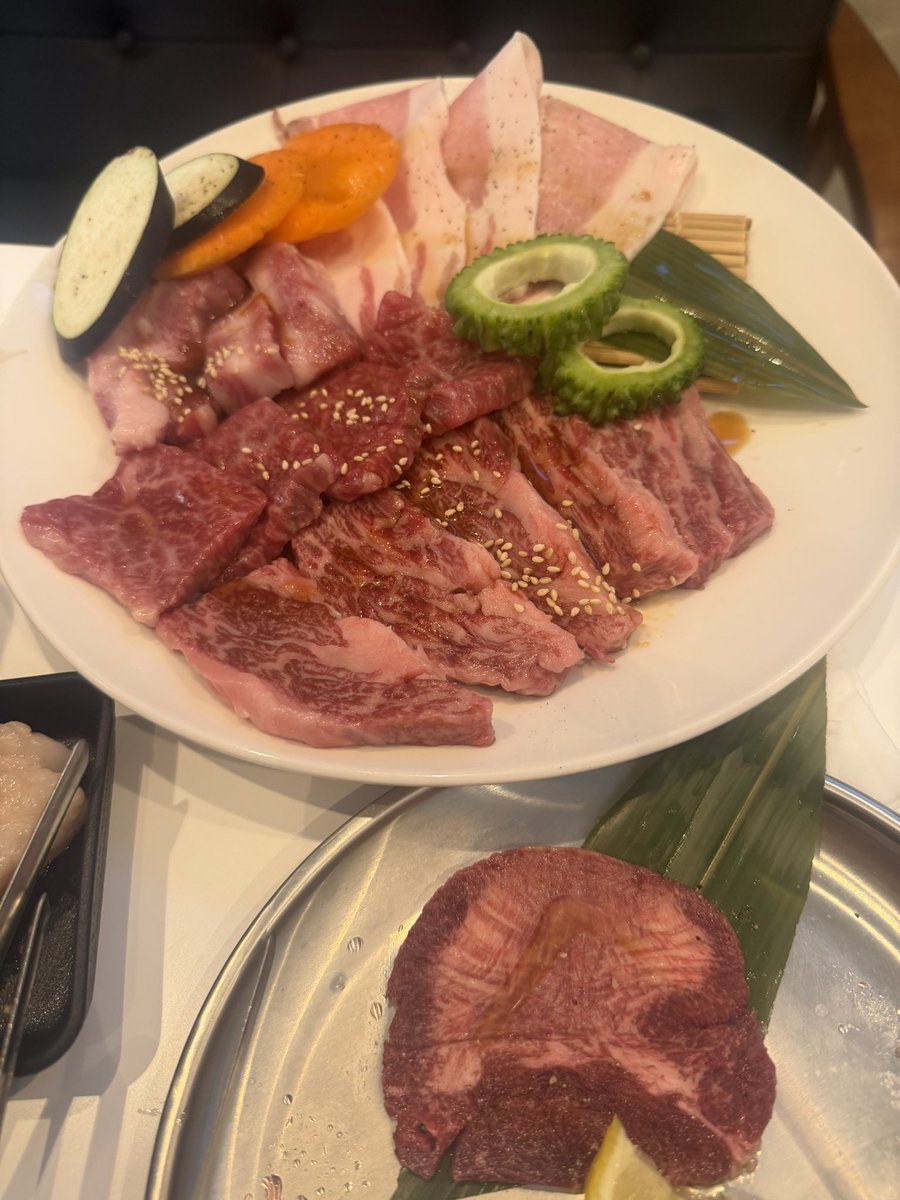 umemeFGO's tweet photo. 川平湾とブルーシールのちんすこうアイスと石垣牛〜 https://t.co/2ZHwU6wLIx