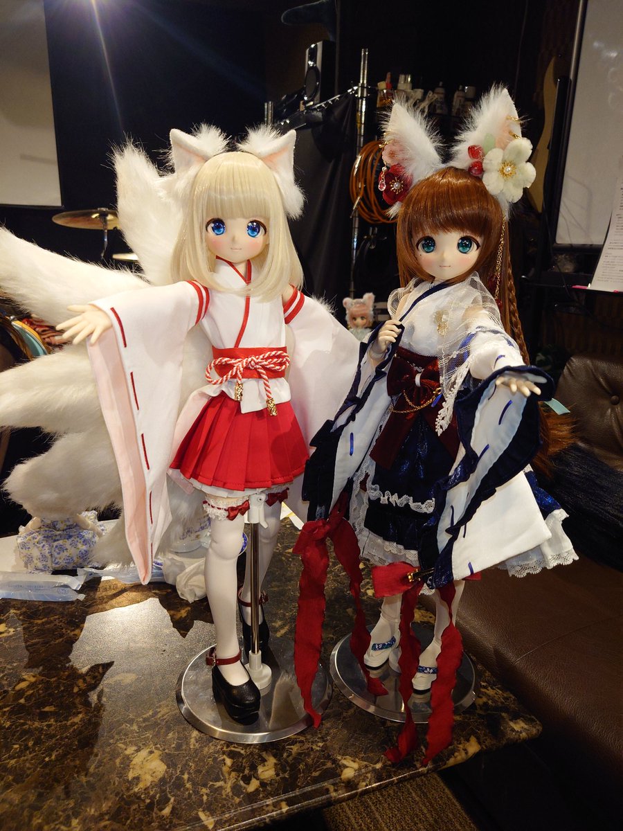 ケモノドールカフェの為に用意した双子ちゃんのお狐様衣装🦊🦊 入念に