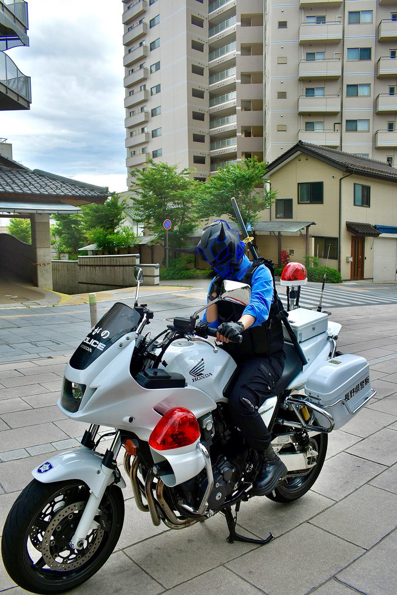 miko__miko618's tweet photo. ⚠️Cosplayコスプレ⚠️
stgr  🟦井

▓█▓█▓█▓█▓█▓█

  俺、バイクで追ってます

▓█▓█▓█▓█▓█▓█

📸がりゅー  Lv.19さん@Garyuu_598 

 #コスライ
 #ストグラ仮装 https://t.co/UBDiVazOoH