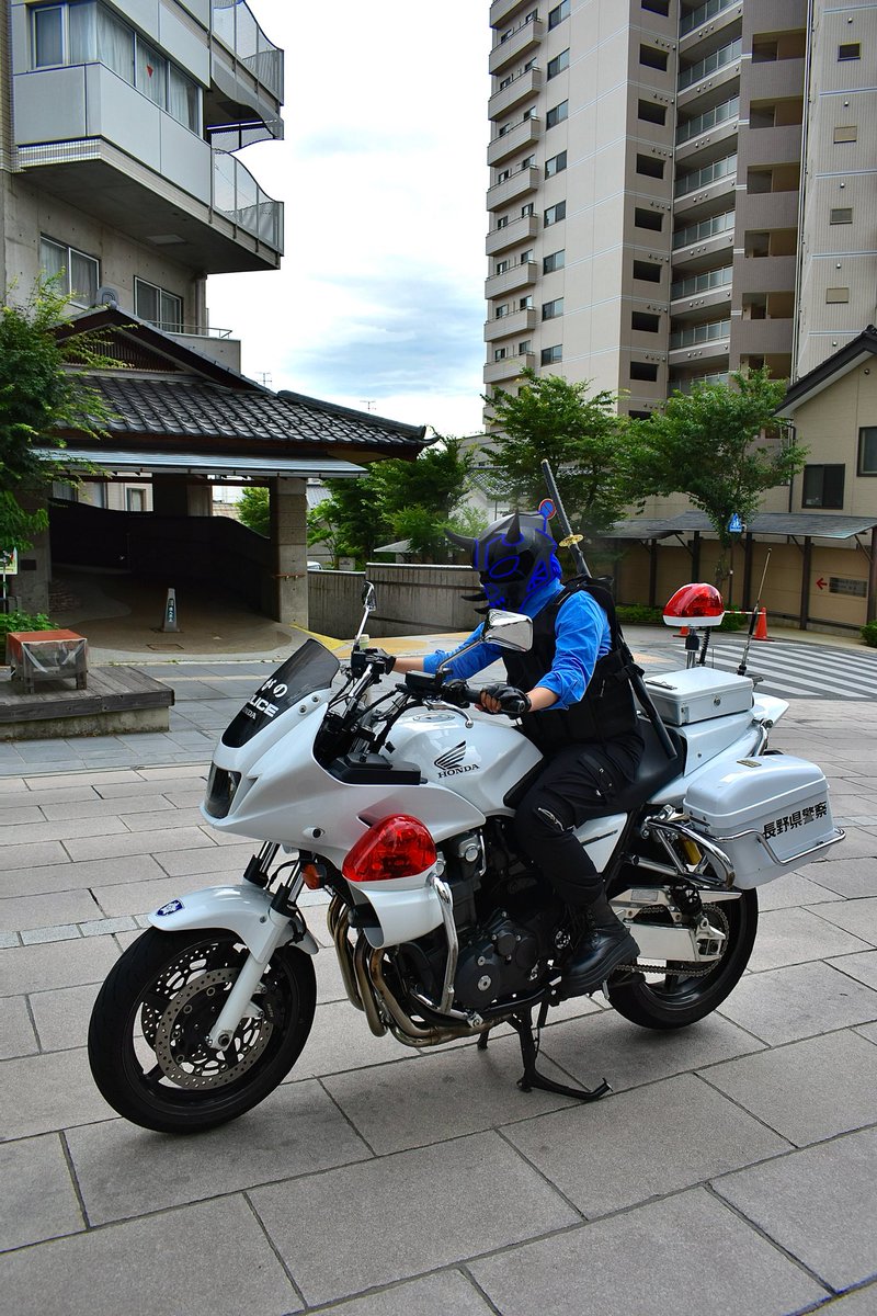 miko__miko618's tweet photo. ⚠️Cosplayコスプレ⚠️
stgr  🟦井

▓█▓█▓█▓█▓█▓█

  俺、バイクで追ってます

▓█▓█▓█▓█▓█▓█

📸がりゅー  Lv.19さん@Garyuu_598 

 #コスライ
 #ストグラ仮装 https://t.co/UBDiVazOoH