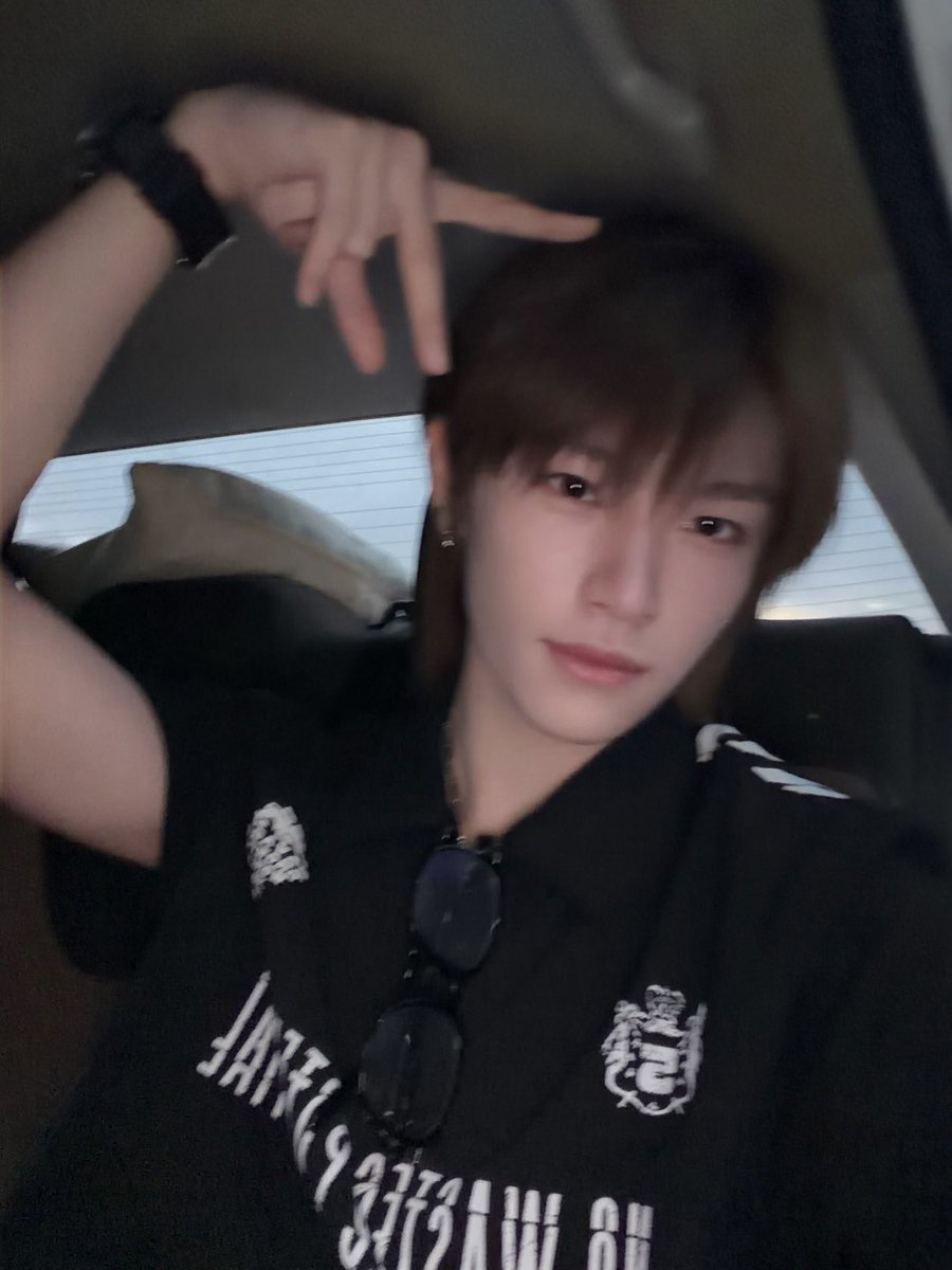 myfav56's tweet photo. 260708 SCUBED #천카이원 

📷🖤 https://t.co/g8xlhGwkLM