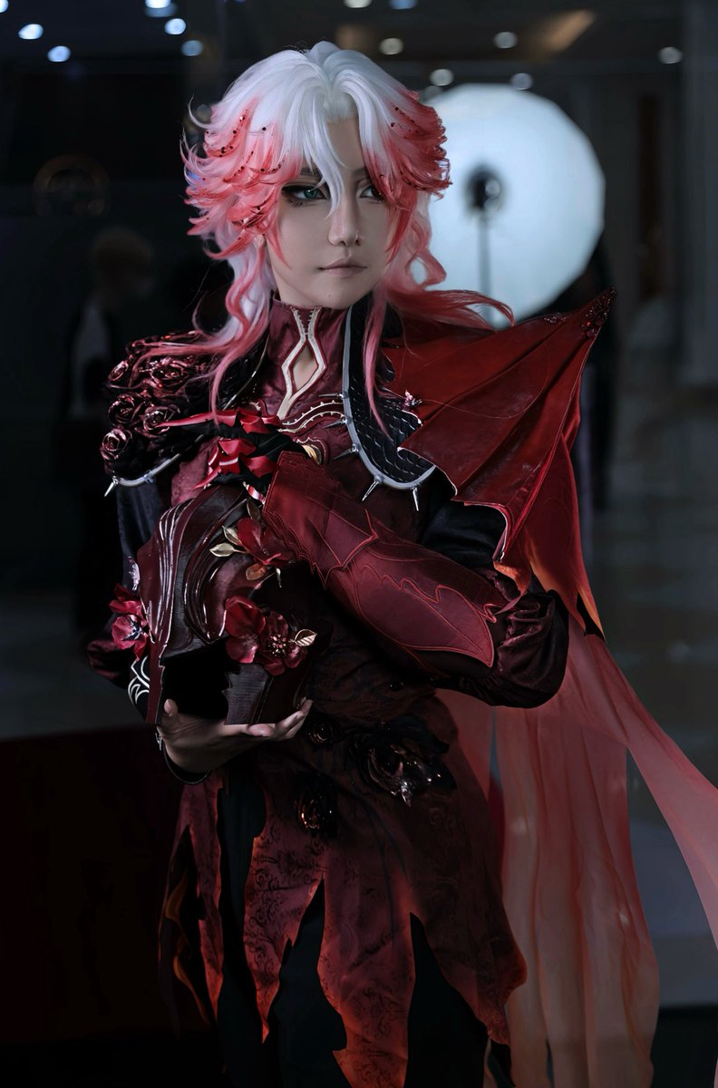 Chrs2711's tweet photo. ⚔️

#richardsterling
#identityvcosplay
#identityv #cosplay #第五人格 https://t.co/wuxmVgA9Wq