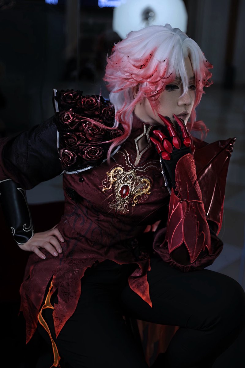 Chrs2711's tweet photo. ⚔️

#richardsterling
#identityvcosplay
#identityv #cosplay #第五人格 https://t.co/wuxmVgA9Wq