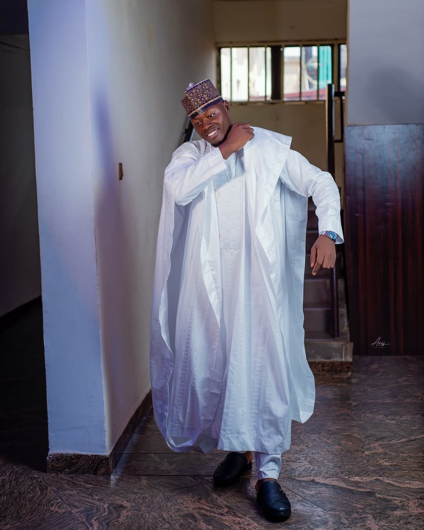 tailor_ace's tweet photo. #Detailed.... Top notch neatness x Top notch fitness ✂️✂️✂️🔥...

Let's be Tailor, Let's style you , We are just a DM away...... #tailored #fashion #Agbada. https://t.co/pBxdIdD0Jo