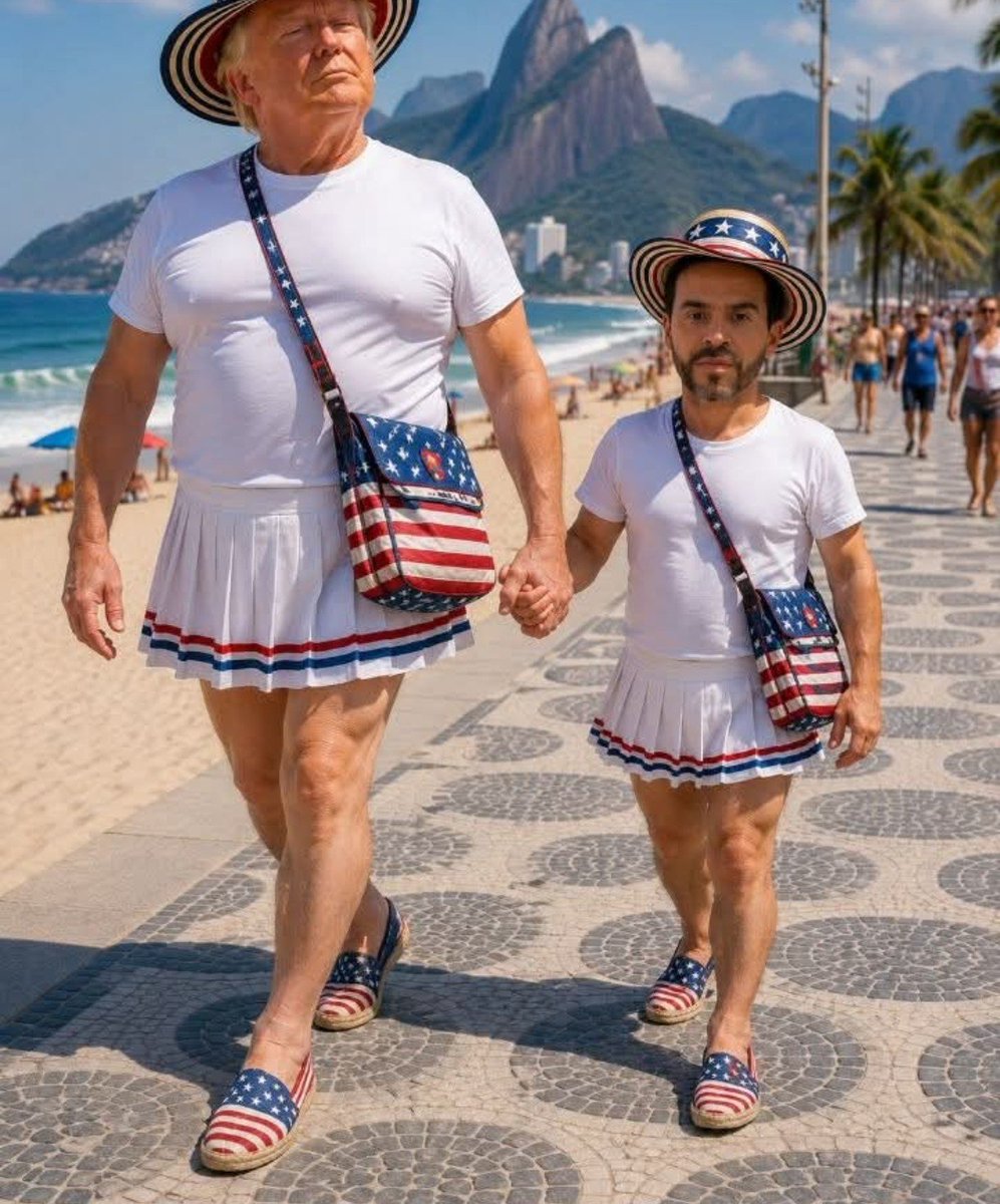 RamirezPirita's tweet photo. @EliasAlonsoQ @BluRadioCo Ahora tiene un ENANO ARRODILLADO FRENTON Y FILIPICHIN 🇺🇸🤣🤣🫵🤣
POBRE COLOMBIA EN MANOS DEL PEDÓFILO 😱 https://t.co/yzszoLmlqG