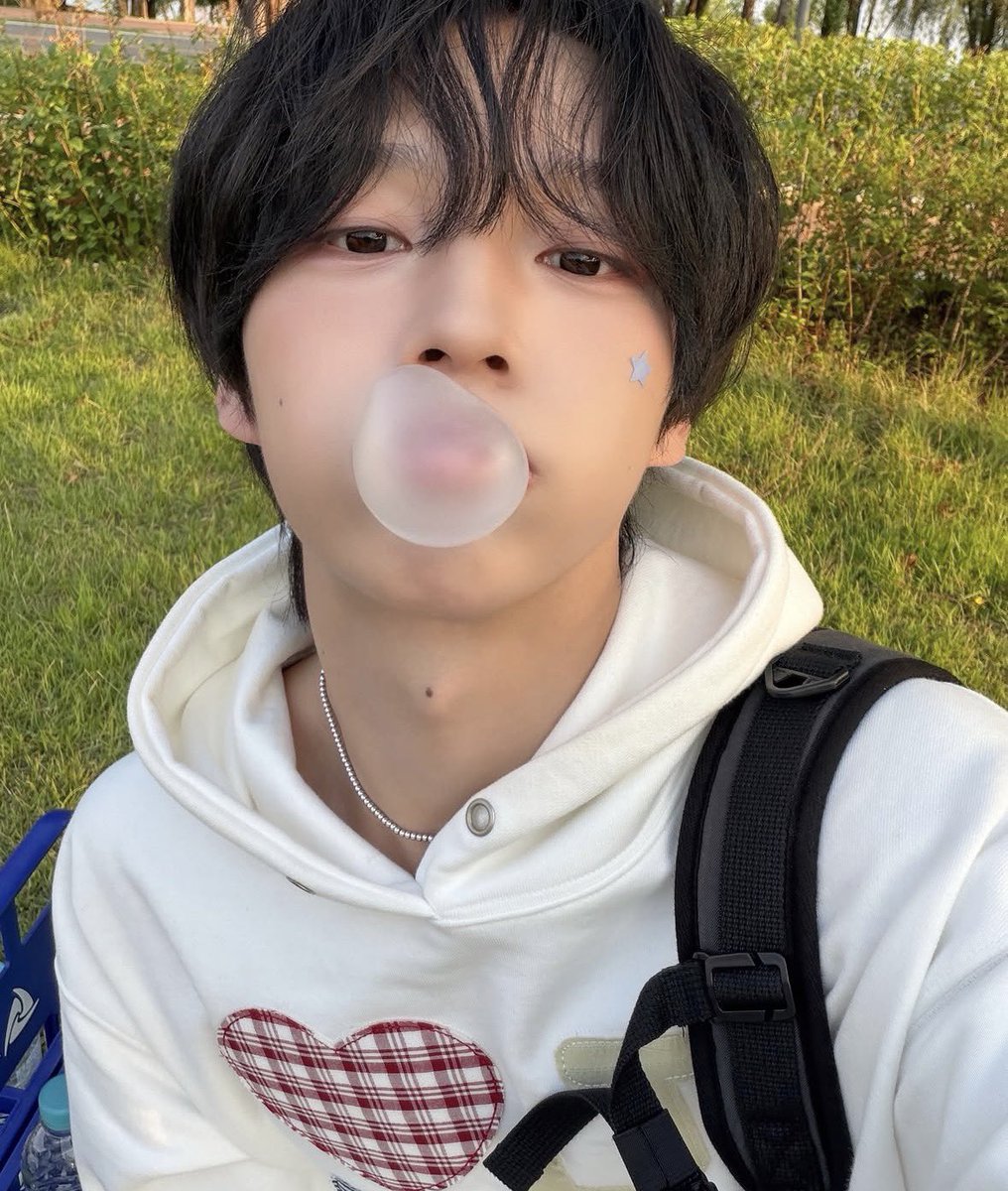 pengjin06's tweet photo. https://t.co/AZl0kyPduG