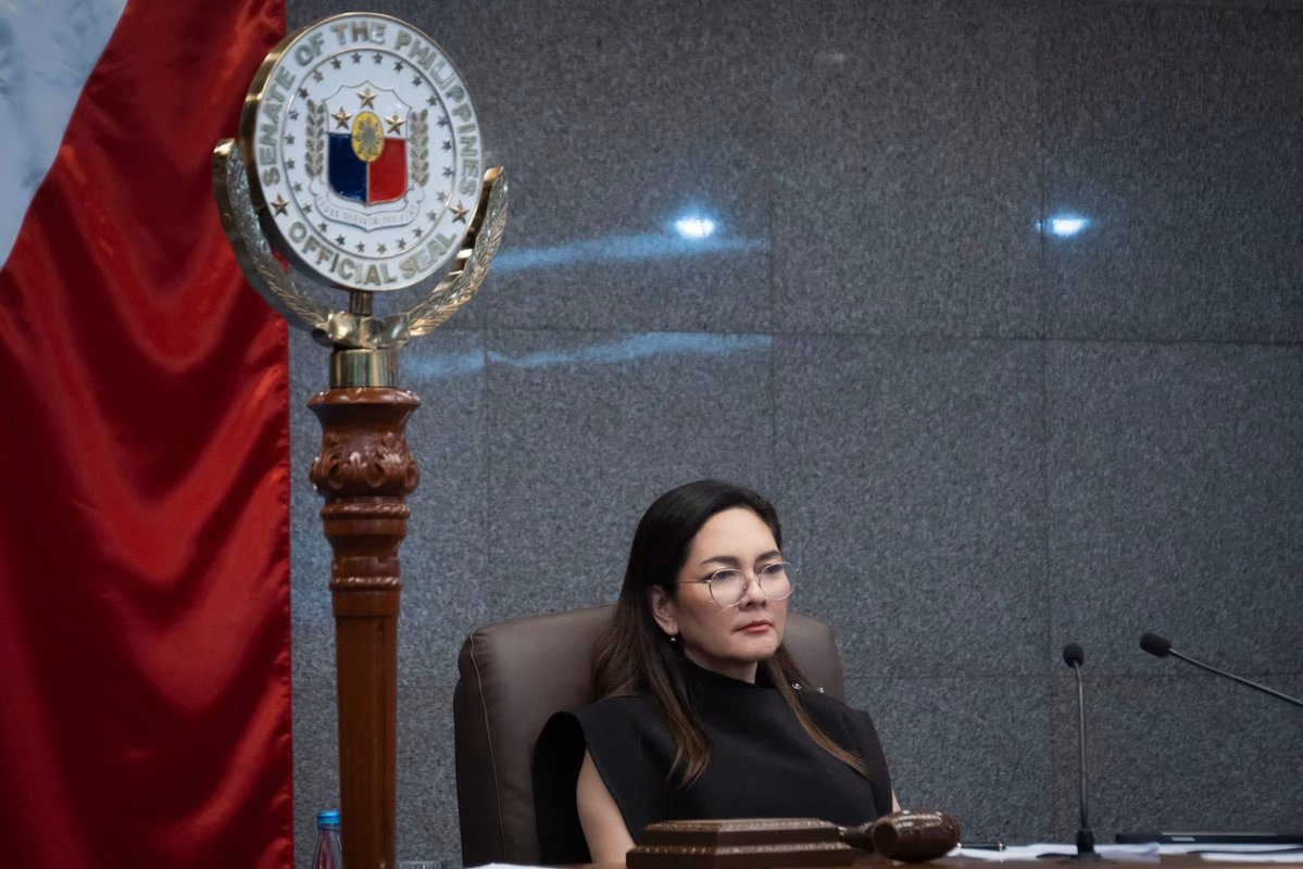fishgirlsiuan's tweet photo. tigil-tigilan nga nila si #senri 🙄

hindi naman niya kasalanan kung siya yung benchmark. 😭

#RisaNa #RisaNa2028 https://t.co/NeAlDF33ME