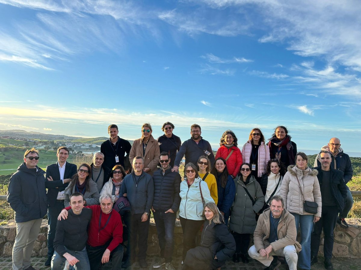 DUVIrrss's tweet photo. A @uvigo é un dos socios do proxecto europeo @smartcoast co que se busca mellorar a xestión sostible do turismo nas zonas costeiras. Financiado con 3 millóns de €, lidera a parte viguesa Pilar Muñoz, de @ECOBAS_ .
➡️https://t.co/h1h5VTd9Ew
#duvi #uvigo #ecobas #smartCoast https://t.co/PK3faihQg5