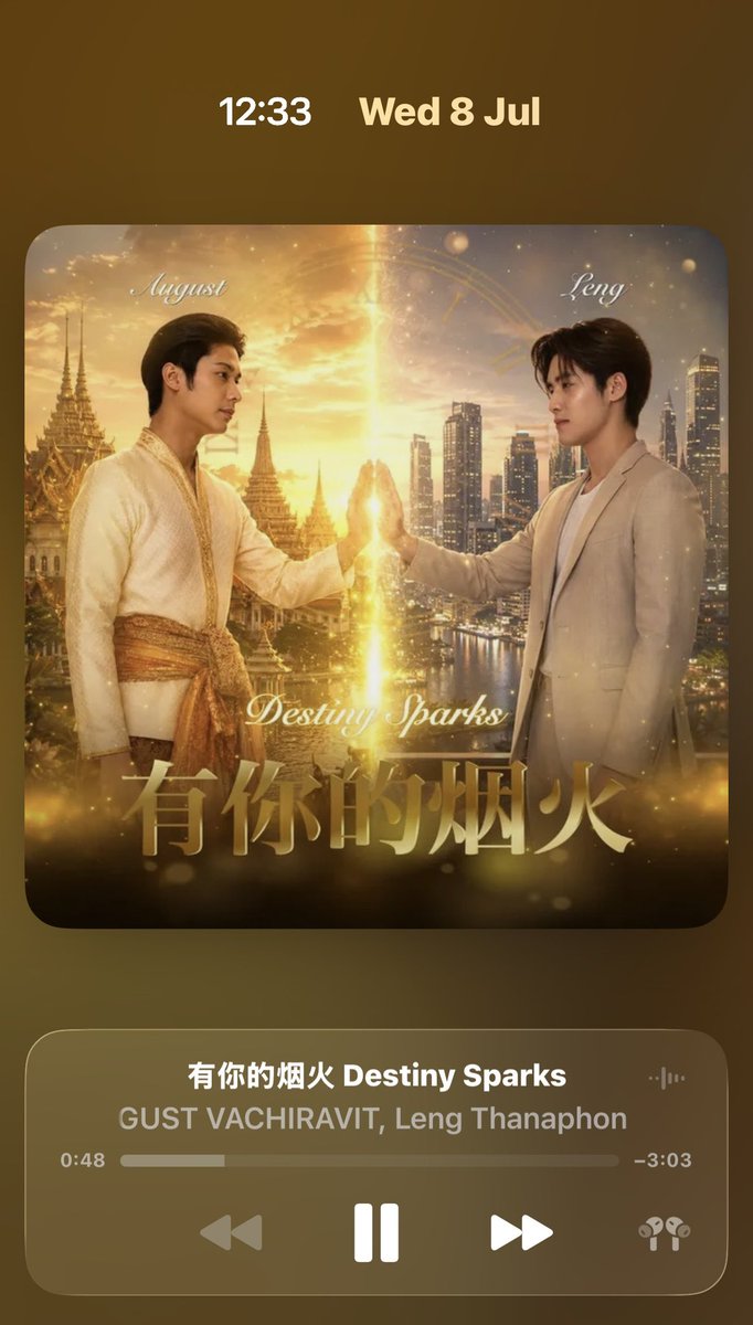 lengsoholic's tweet photo. OMG MY EARS ARE BLESSED😭✨🎧
(listening with headphone hit different)

#lovedestiny 
#auleng #augustleng 
#lengthanaphon https://t.co/AcxwoPOCCx