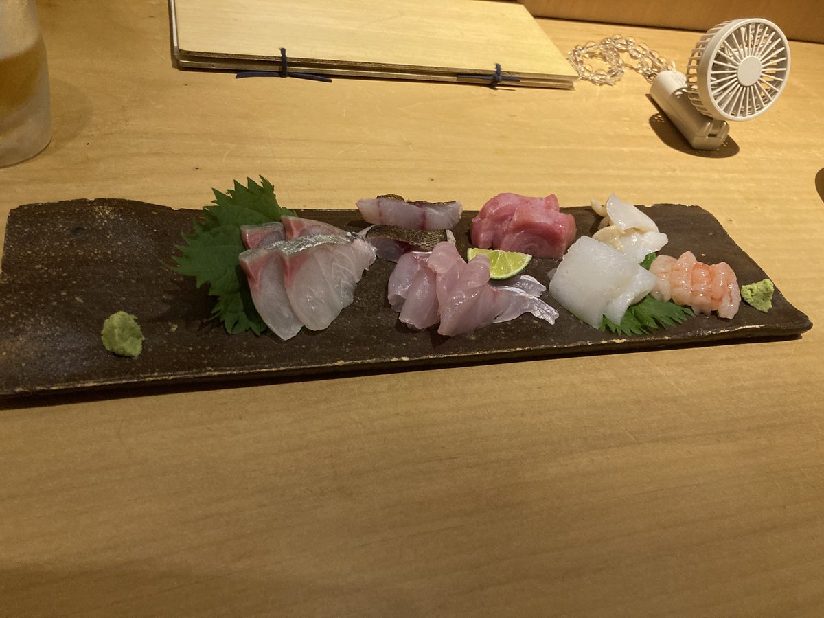 tvsada39's tweet photo. 刺し身
オランダ煮
ポテサラ

とっても美味しく頂けますね🎼🎶❣️ https://t.co/QDelYygMF0