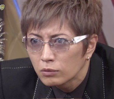 1z3y8's tweet photo. あのねえオタクがそんなポンポンと新規アクスタ買うと思ったら大間違いなんですよ https://t.co/15HnRI8O41