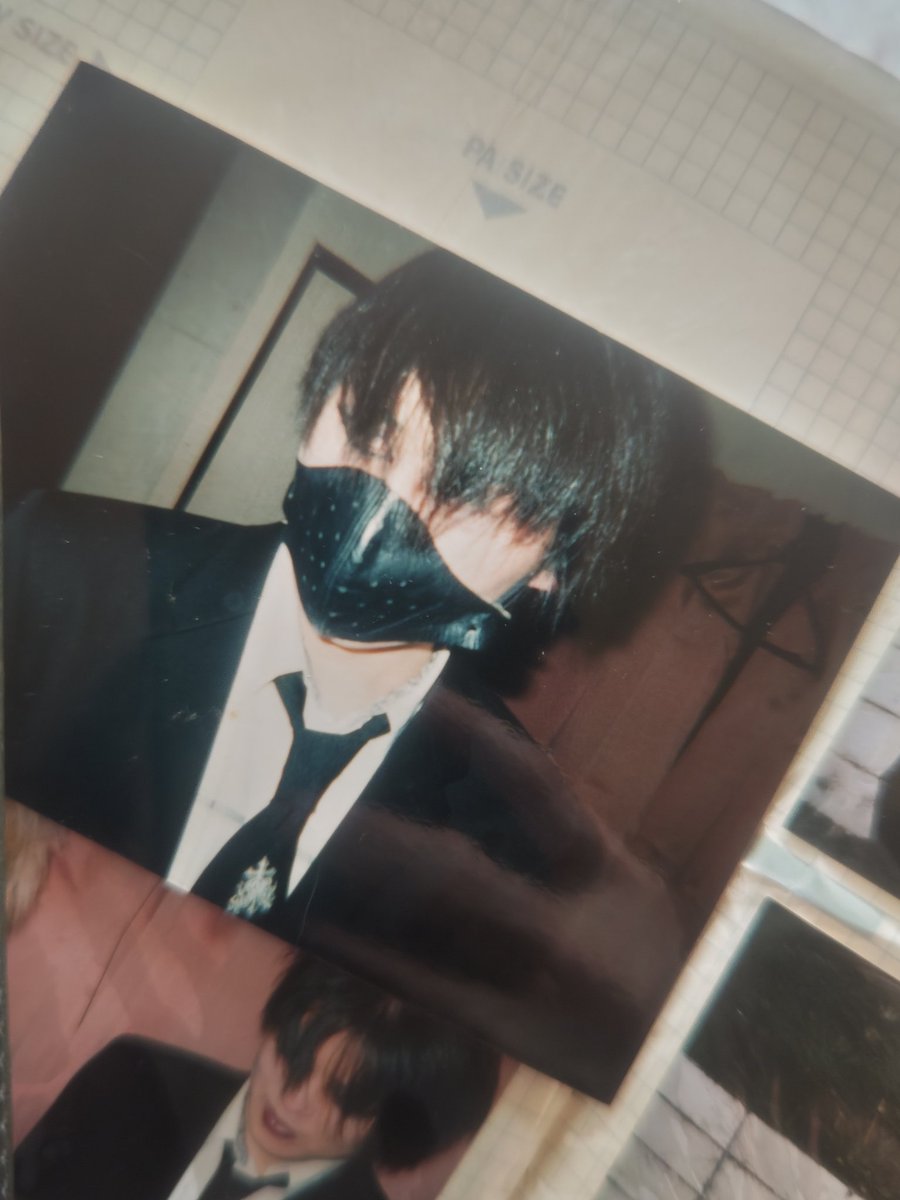 kei_drive's tweet photo. 地元の時のバンドメンバーからファイル送られてきて何かと思ったら10代の時のライブ映像w
いやー、なかなか酷かったw
でもシンプルにあの頃は楽しかった♪
まともな知識も無いなんちゃってV系だったけどw https://t.co/oyeQsjuPWn