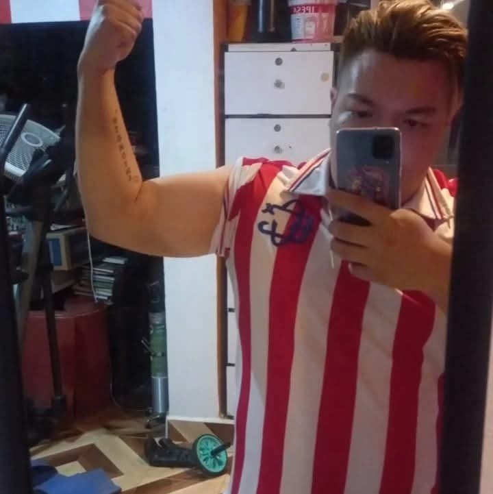 JulianSamu77396's tweet photo. Bienvenidos y bienvenidas todos los nuevos chivaherman@s #chivas disfruten esta etapa jajajaja recomindo no saltarselas jsjsjs aqui apoyando desde morrillo❤️🤍 y arriba las chivas https://t.co/AFOzxt3sRM