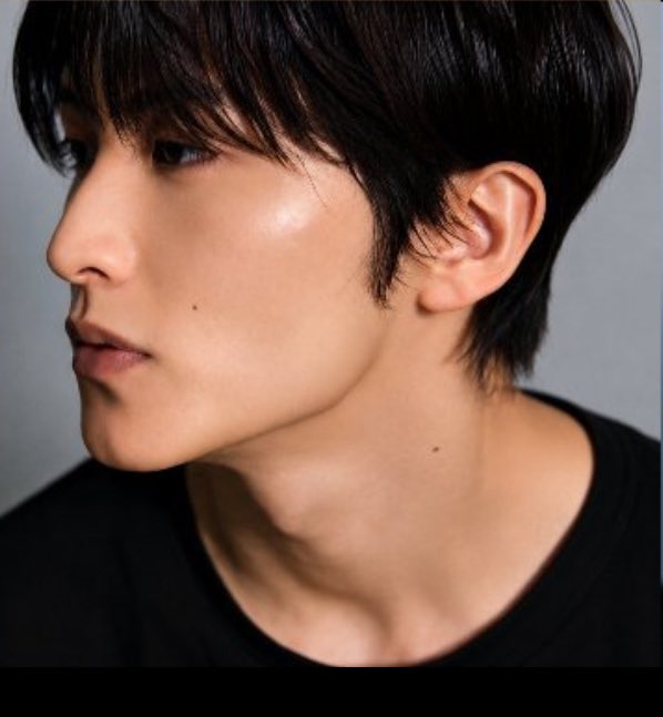 onyourmerrmii's tweet photo. ม้าคหล่ออะ เอาดีเครื่องหน้าดีมาก หน้าคม  จมูกพุ่ง ปากเล็ก หล่อจะตายอีดอก ถ้าได้สตลดีๆ ฮีพุ่งมากกก โอ้ยยยยออร่า คาริสม่า ยามาฮ่า ฮอนด้า มากกกก ครบองค์ในคนเดียว https://t.co/yfGNj89rfB