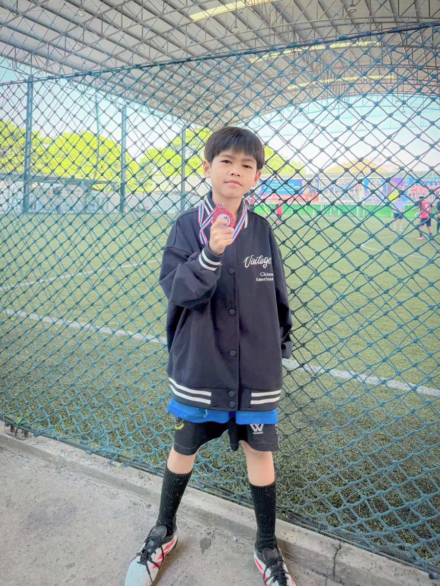 schoolsd's tweet photo. ⚽️รองชนะเลิศฟุตบอลเยาวชน

https://t.co/zYh0FrByXU https://t.co/SbA0YYd9eG