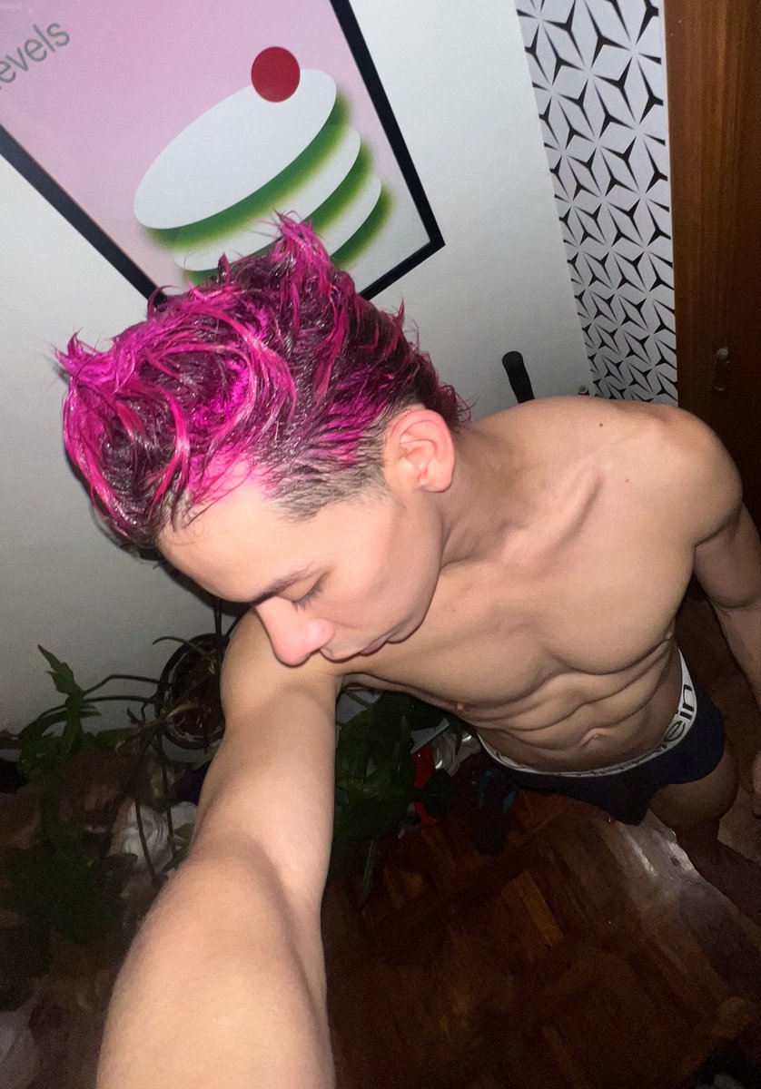 brianblack_'s tweet photo. 🔥💗 https://t.co/tg1XFyoivK